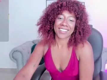 desiree_moonn – webcam model profile photo