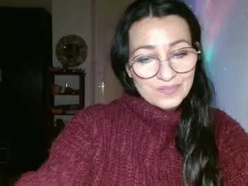 ginaoneon – webcam model profile photo