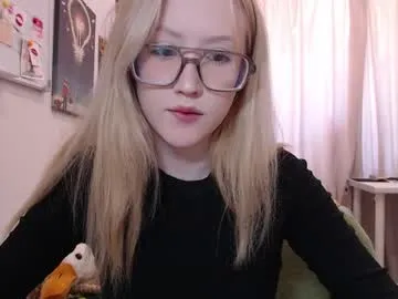 joan_kiss – webcam model profile photo