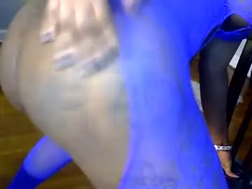 liratransxo – webcam model profile photo