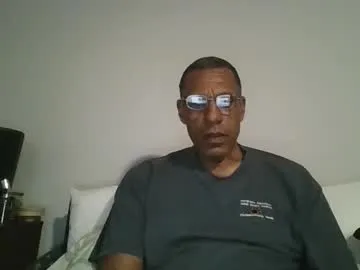 poolguy2496 – webcam model profile photo