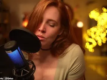 tinatopp – webcam model profile photo