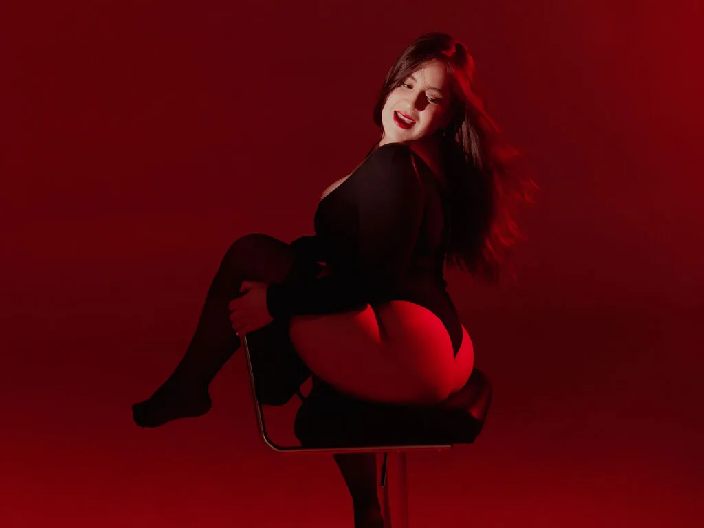 EmmyBaker – webcam model profile photo