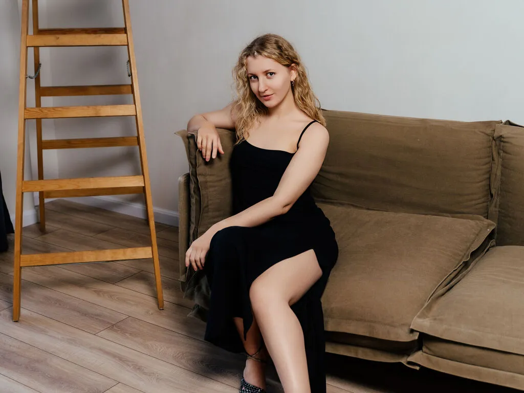 JolynJoestar – webcam model profile photo